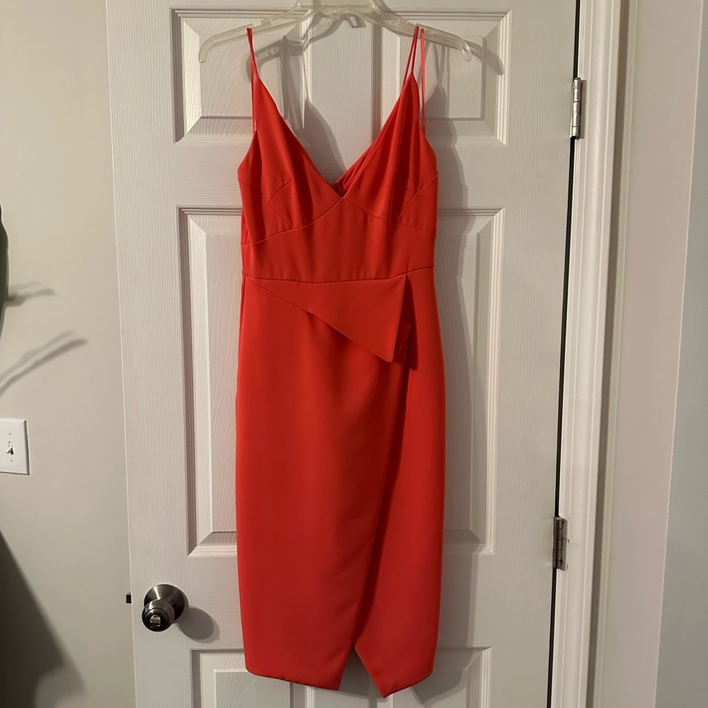 Talulah V-neck thin strap midi dress size small-Worn once. Peach color